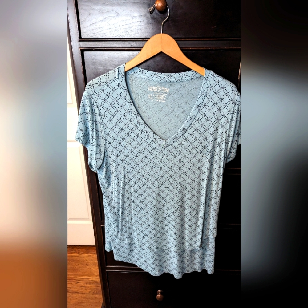 Women's maternity/nursing shirt